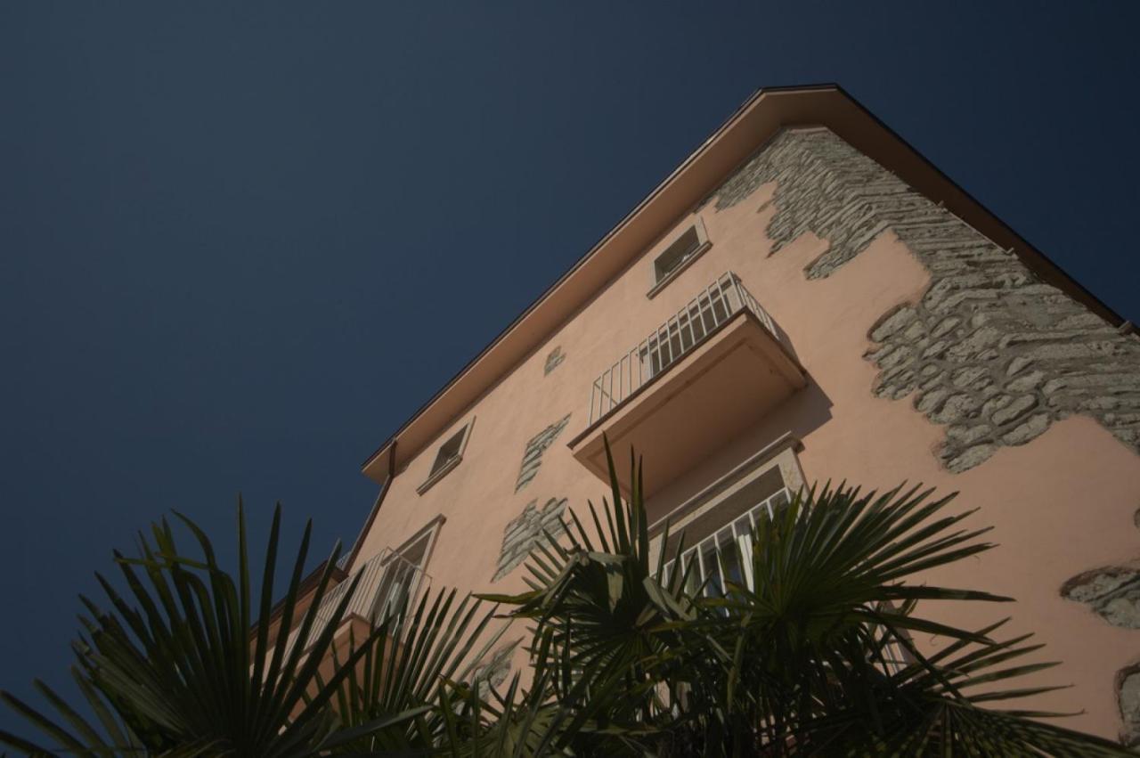 Kite & Lounge Hotel Club Da Baia Brenzone sul Garda Eksteriør bilde