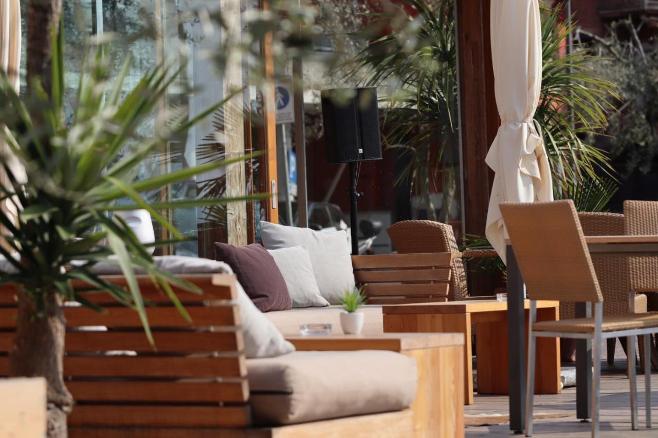 Kite & Lounge Hotel Club Da Baia Brenzone sul Garda Eksteriør bilde